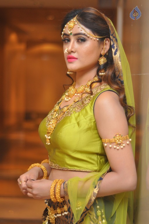 Sony Charishta Photos - 37 / 63 photos