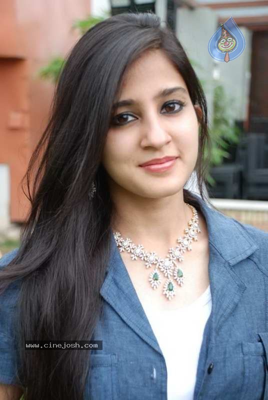 Soudamini Stills - 15 / 54 photos