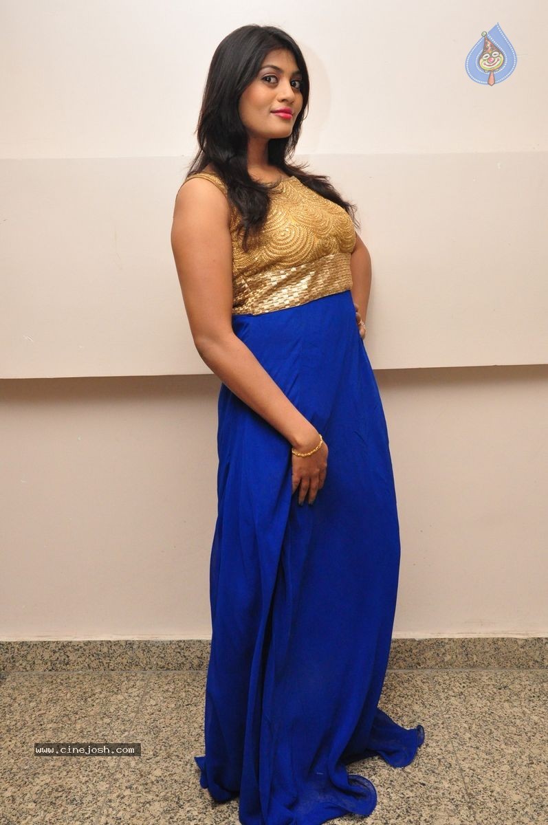 Soumya Latest Photos - 13 / 42 photos