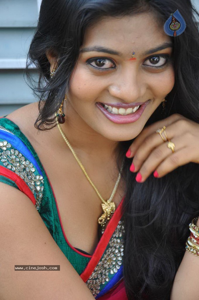 Sowmya New Hot Stills - 63 / 66 photos