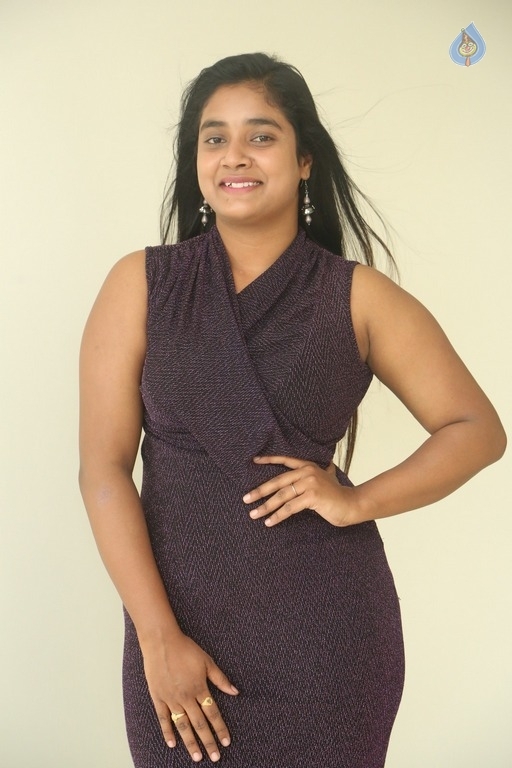 Sowmya Shetty Latest Gallery - 10 / 15 photos