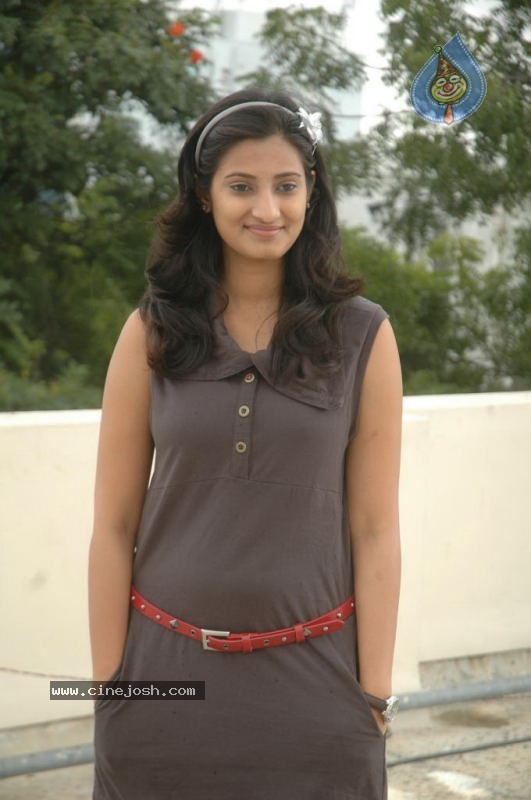 Sowmya Stills - 10 / 34 photos