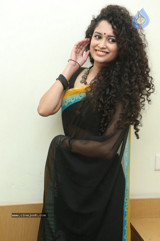 Sowmya Sukumar New Photos - 112 / 140 photos