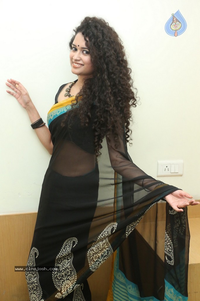 Sowmya Sukumar New Photos - 125 / 140 photos