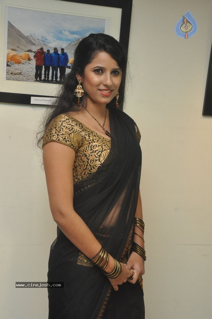 Sravya Reddy New Pics - 13 / 62 photos