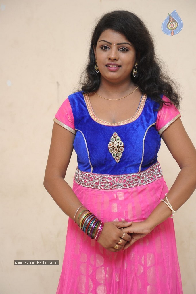 Sree Devi Hot Stills - 28 / 111 photos
