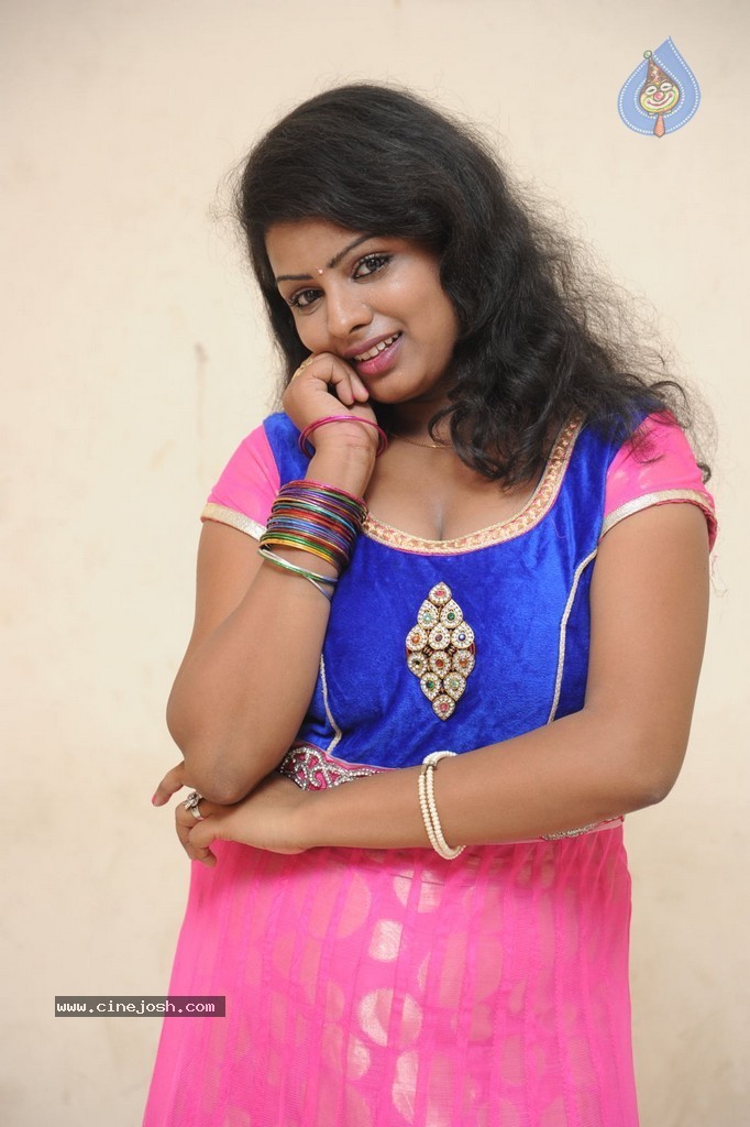 Sree Devi Hot Stills - 105 / 111 photos