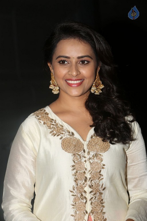 Sri Divya at Kaashmora Audio Launch - 36 / 36 photos