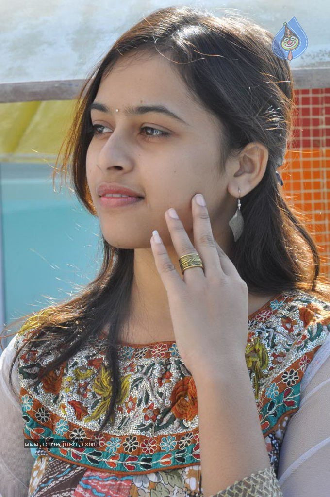 Sri Divya Latest Gallery - 28 / 49 photos