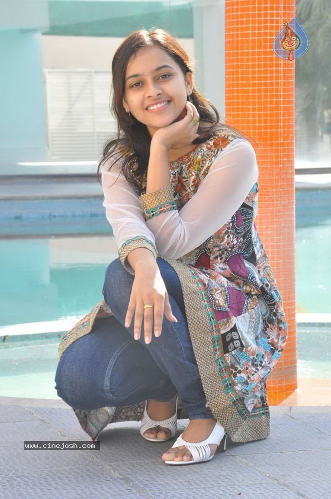 Sri Divya Latest Gallery - 41 / 49 photos