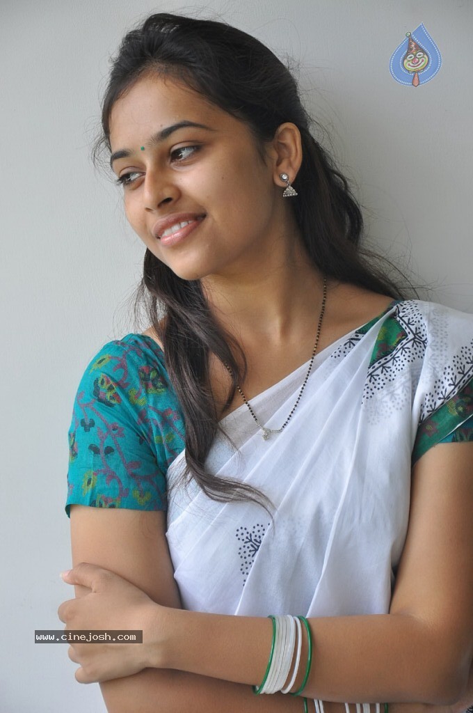 Sri Divya Latest Photos - 8 / 60 photos