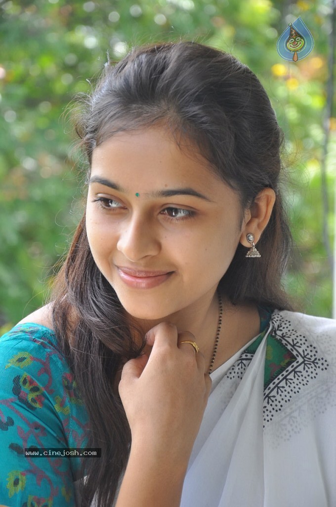 Sri Divya Latest Photos - 12 / 60 photos