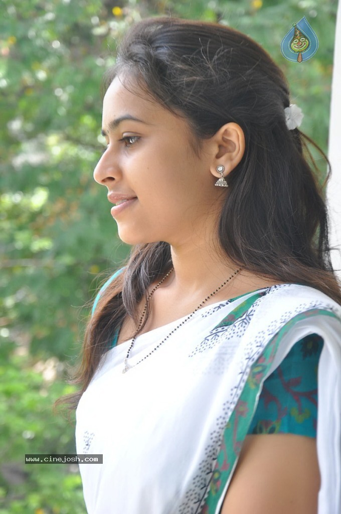 Sri Divya Latest Photos - 47 / 60 photos