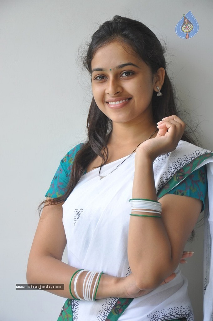 Sri Divya Latest Photos - 49 / 60 photos