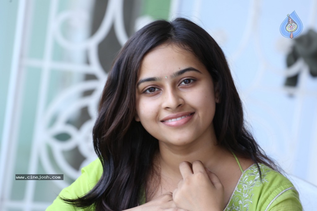 Sri Divya Latest Photos - 2 / 80 photos