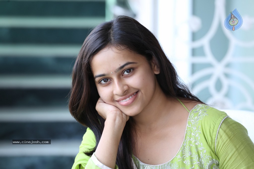 Sri Divya Latest Photos - 9 / 80 photos