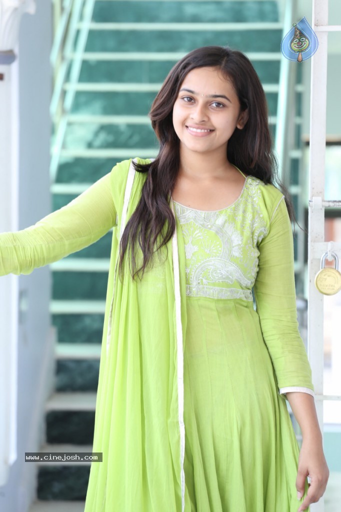 Sri Divya Latest Photos - 15 / 80 photos