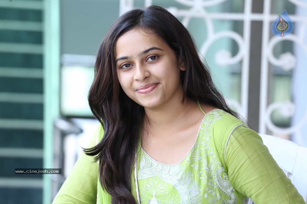 Sri Divya Latest Photos - 16 / 80 photos