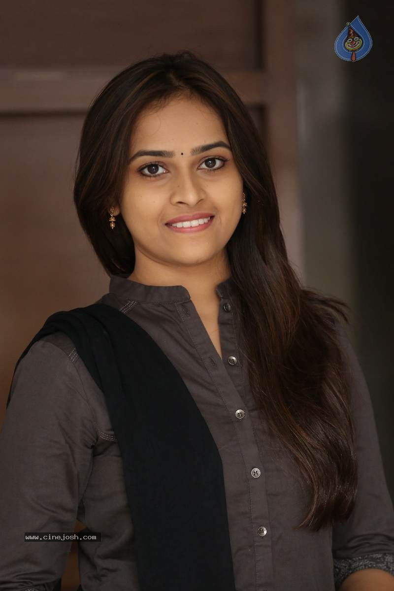 Sri Divya New Gallery - 46 / 60 photos