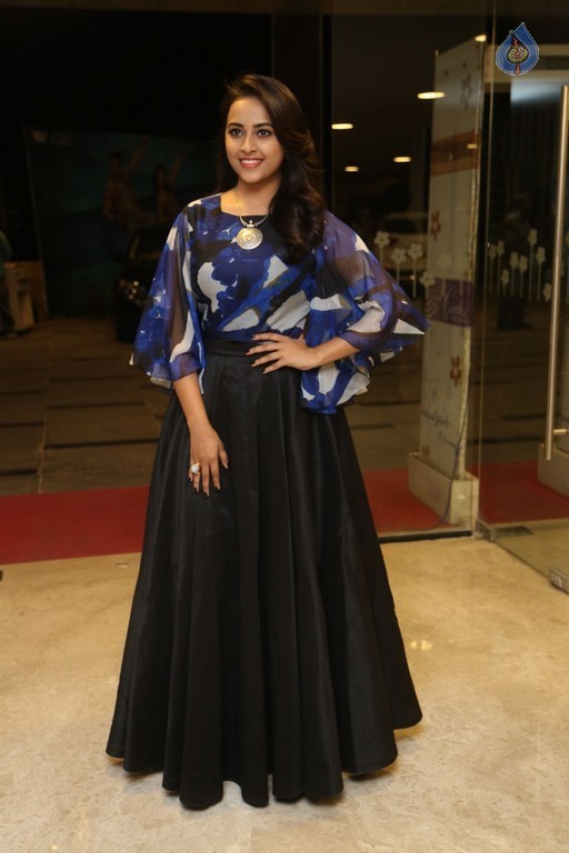 Sri Divya New Pics - 28 / 42 photos