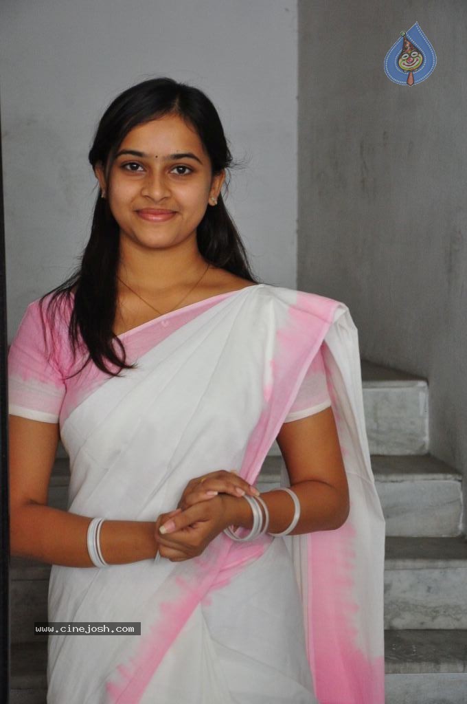 Sri Divya New Stills - 43 / 50 photos
