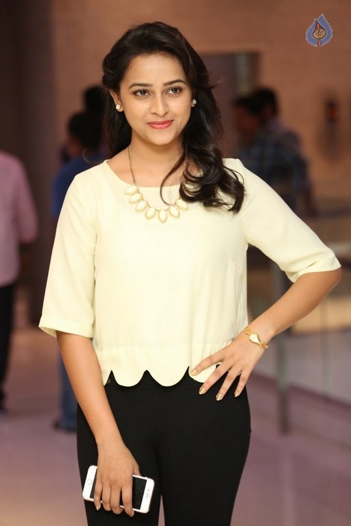 Sri Divya Photos - 7 / 42 photos