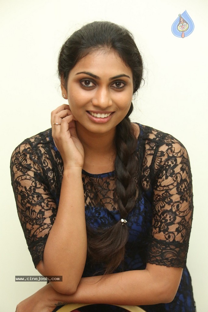 Sri Siri New Stills - 70 / 99 photos