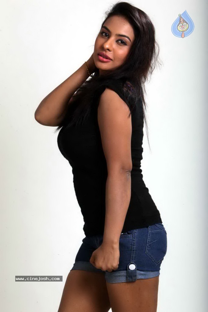 Srilekha New Hot Stills - 56 / 64 photos