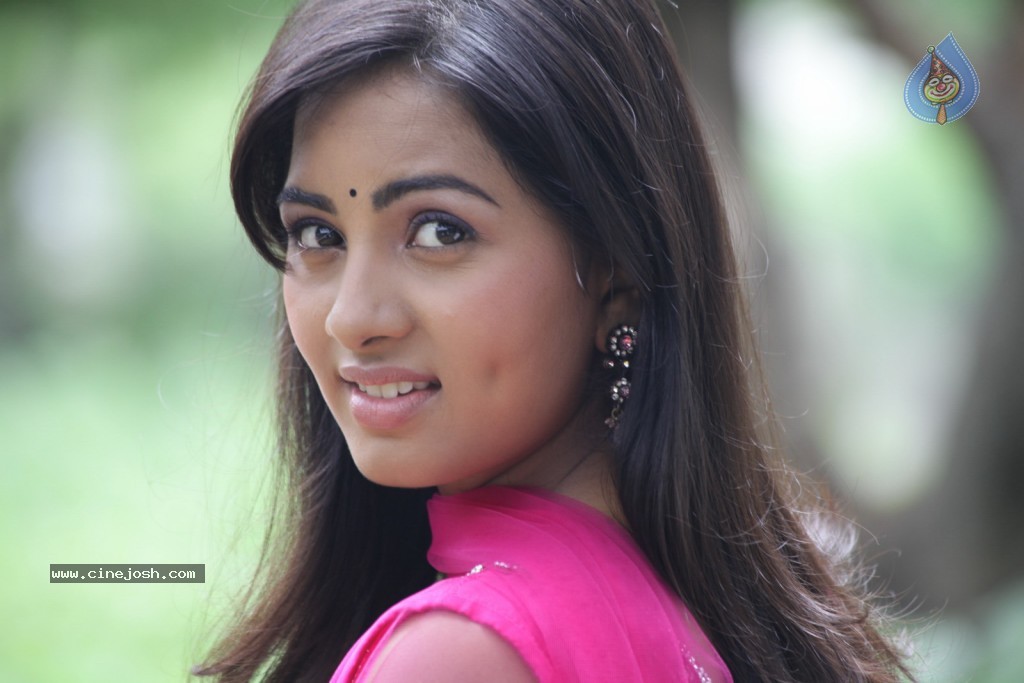 Srushti New Stills - 37 / 54 photos