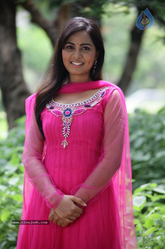 Srushti New Stills - 41 / 54 photos