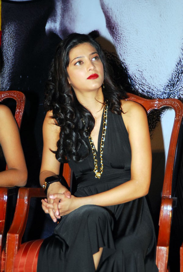 Shruthi Haasan - 70 / 73 photos