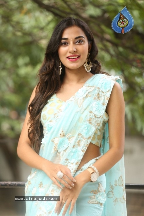 Stefy Patel Stills - 15 / 21 photos