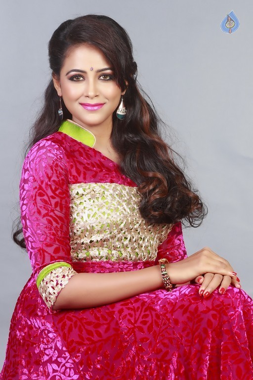 Subiksha Photo Shoot Photos - 9 / 10 photos