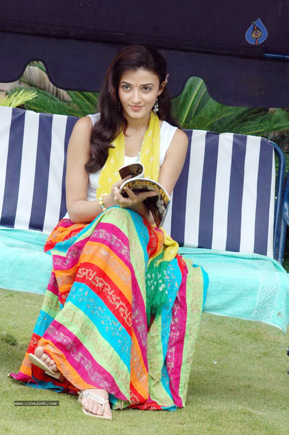 Suhasi In vaade kavali Movie Stills - 37 / 128 photos