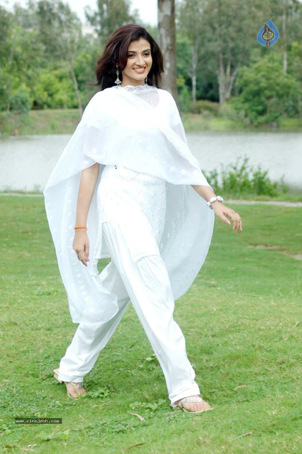 Suhasi In vaade kavali Movie Stills - 81 / 128 photos