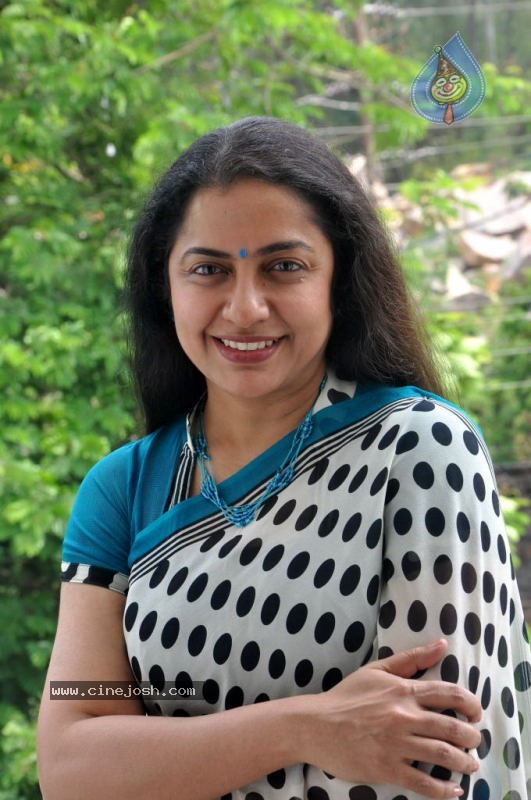 Suhasini Xxx - Suhasini Maniratnam Photos - Photo 24 of 29