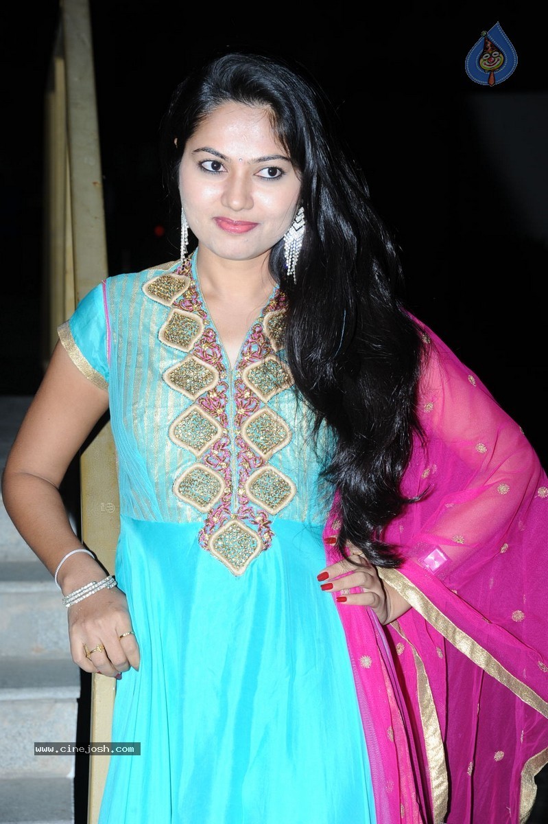 Suhasini New Stills - 17 / 64 photos