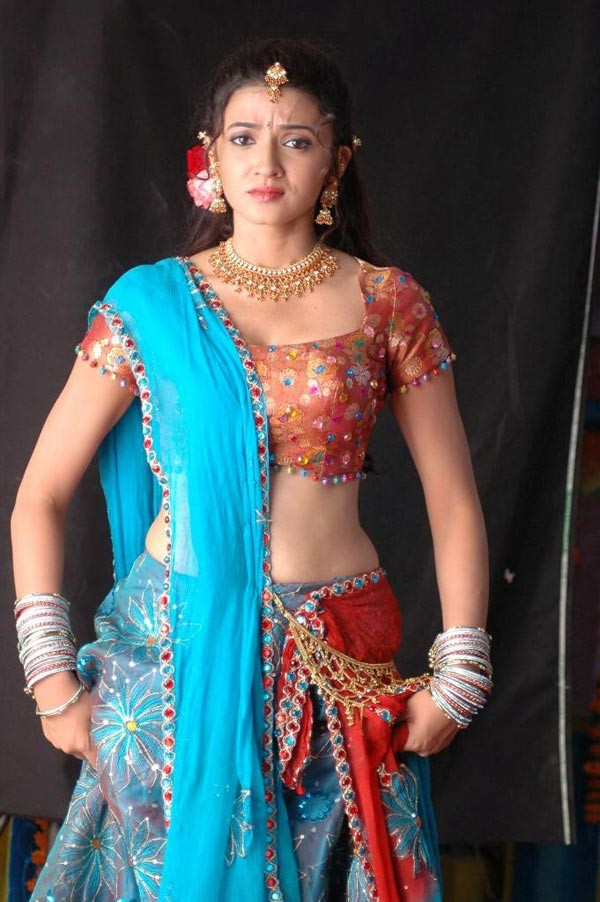Suhasi Stills - 30 / 35 photos