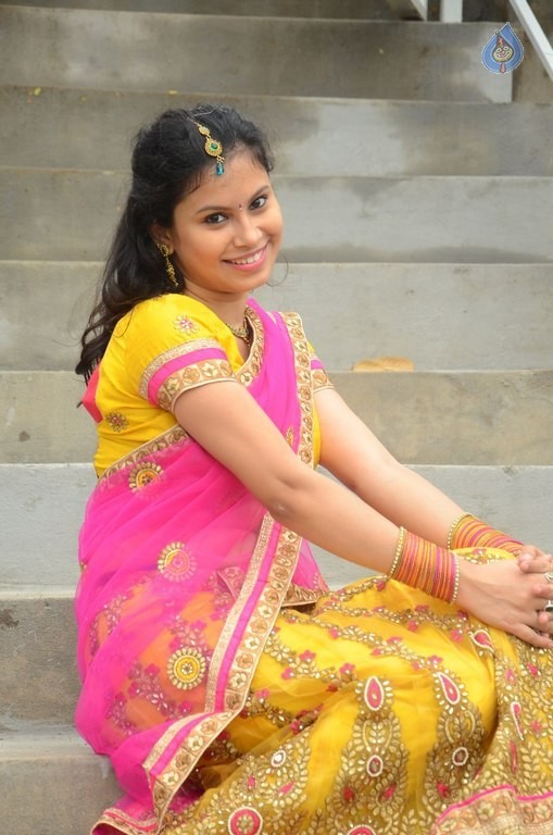 Sumi Ghosh New Photos - 27 / 42 photos