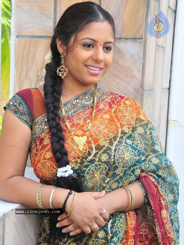 Sunakshi Hot Stills - 21 / 58 photos