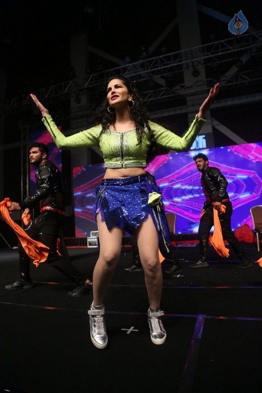 Sunny Leone Performance Photos at Rogue Audio Launch - 4 / 53 photos