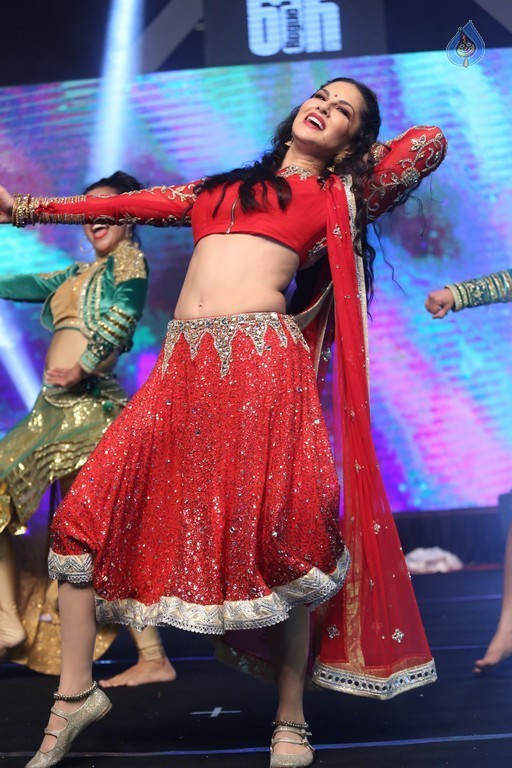 Sunny Leone at Rogue Audio Launch - 42 / 80 photos
