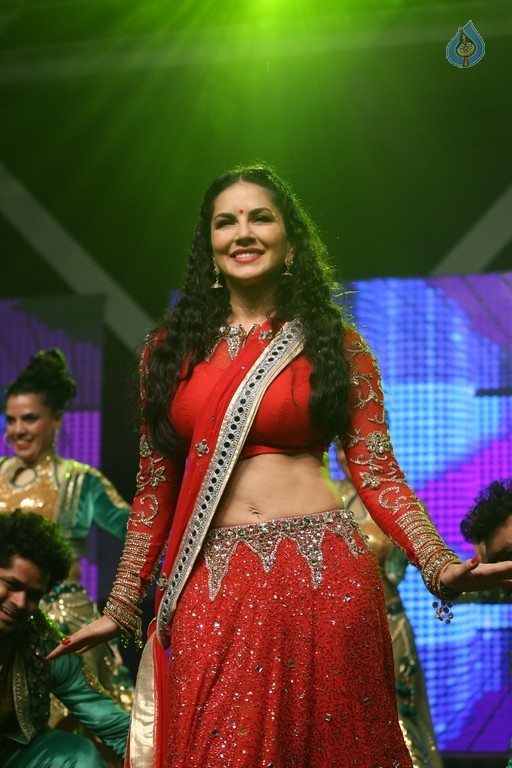 Sunny Leone at Rogue Audio Launch - 46 / 80 photos