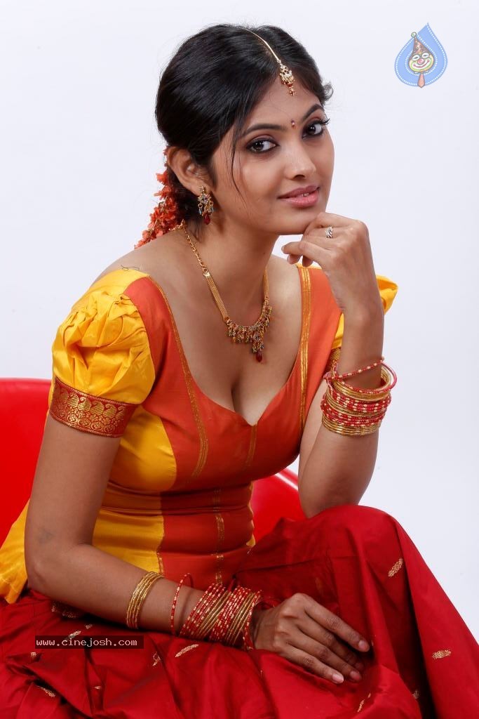 Supoorna Hot Photos - Photo 24 of 106 Supoorna Hot Photos - Photo 24 of 106