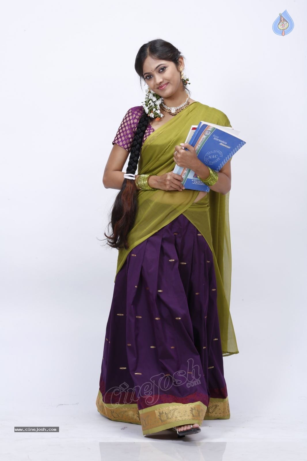 Supoorna New Stills - 45 / 92 photos