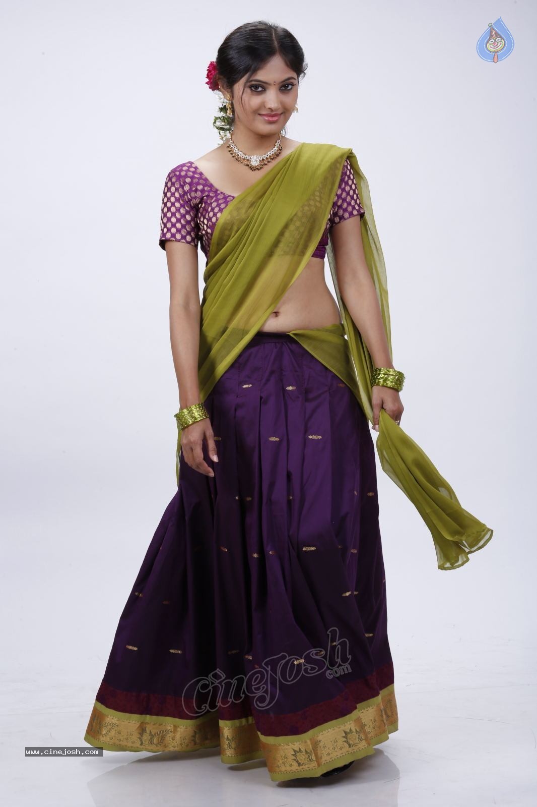 Supoorna New Stills - 78 / 92 photos