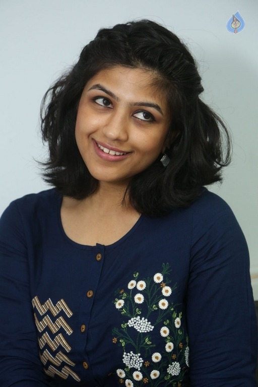 Supriya Isola Latest Photos - 17 / 38 photos