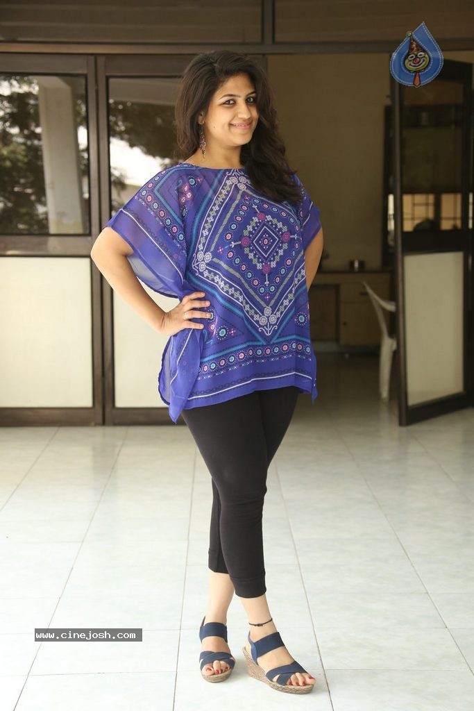 Supriya Isola New Photos - 14 / 101 photos