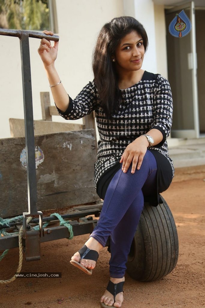 Supriya Isola New Photos - 37 / 85 photos