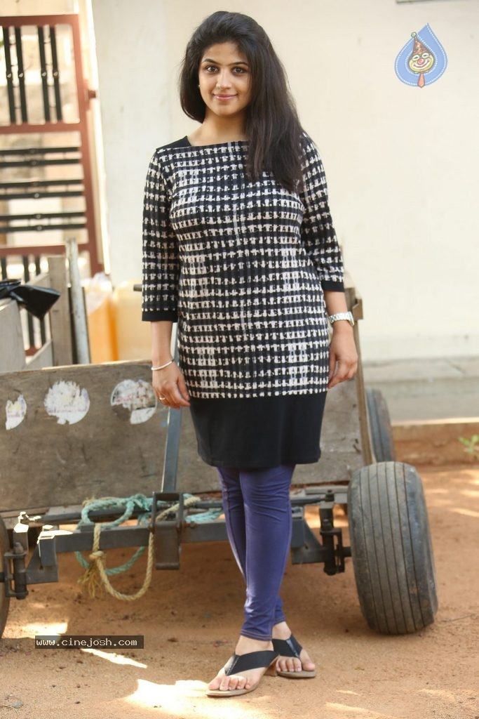Supriya Isola New Photos - 43 / 85 photos